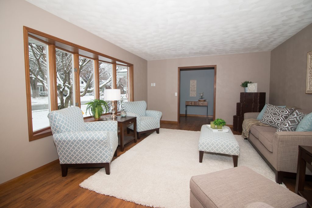 3128 Middle Road Davenport, IA 52803 - Photo 8 of 24 Gallery Image 8