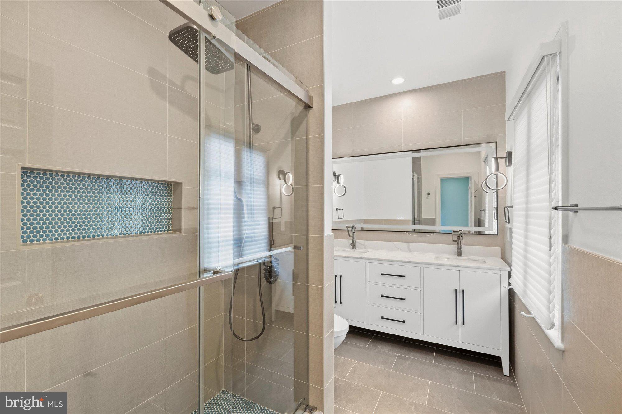 4811 W Street Northwest Washington, DC 20007 - Photo 31 of 54 Bedroom 2 en-suite bath