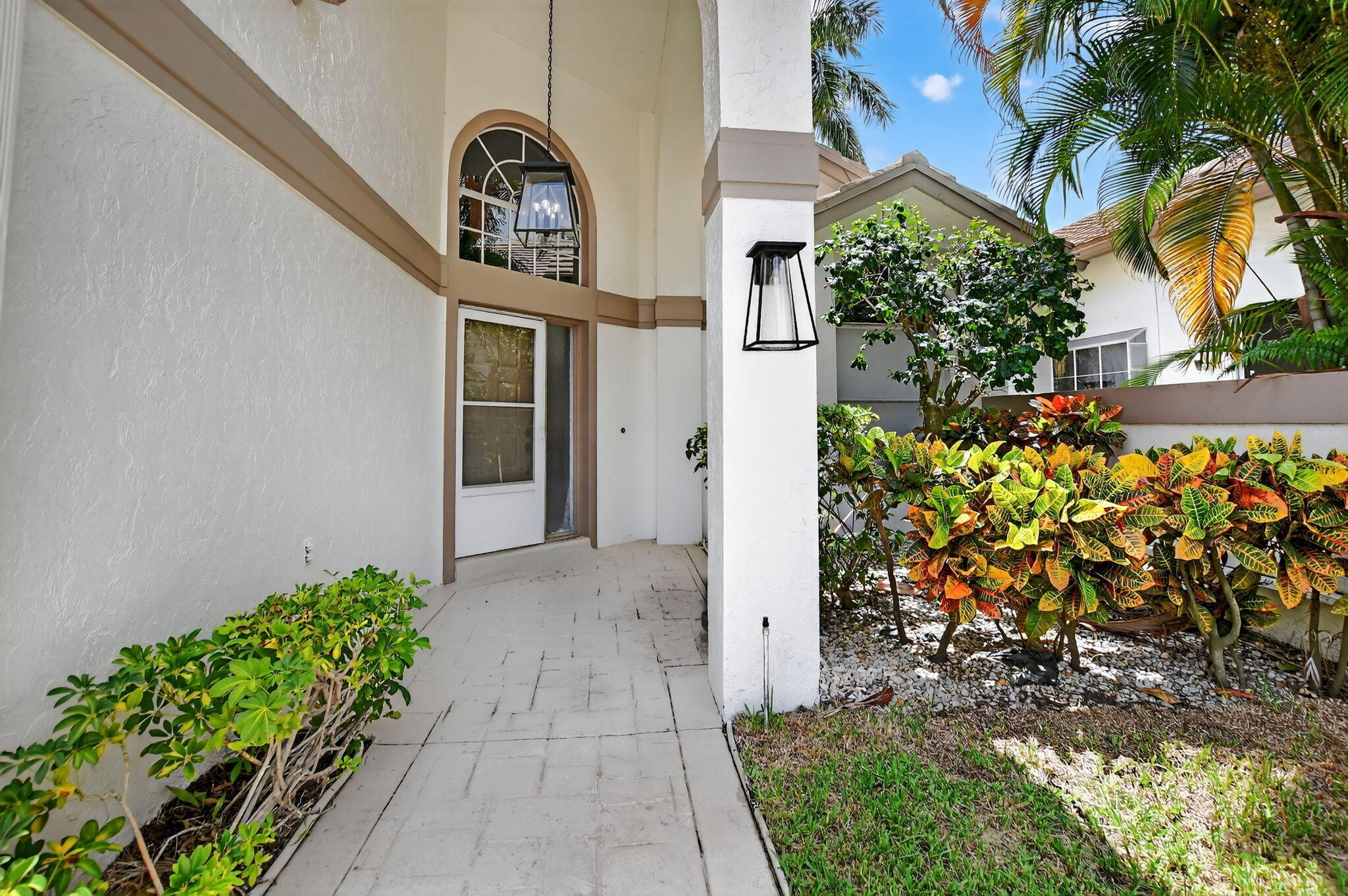 5326 Northwest 21st Avenue Boca Raton, FL 33496 - Photo 4 of 45 4-web-or-mls-DSC_0258