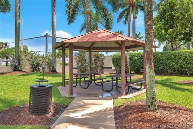 6509 Sandy Bank Terrace Riviera Beach, FL 33407 - Photo 31 of 32 20200825191338078087000000-o