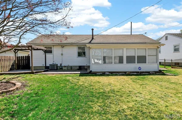 $167,000 | 265 Monterey Drive, Florissant, MO 63031