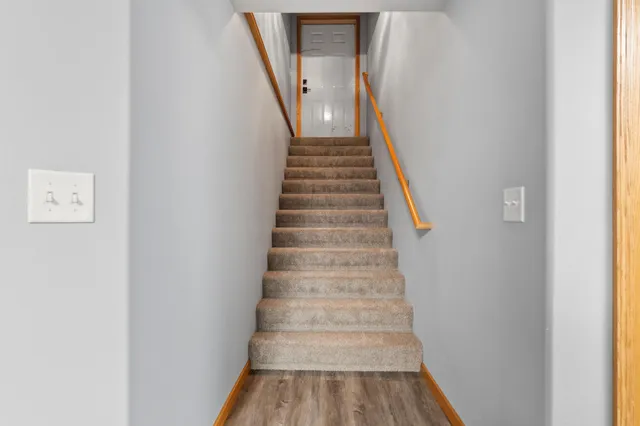 $899,900 | 1109 Lakeview Avenue, Alexandria, MN 56308