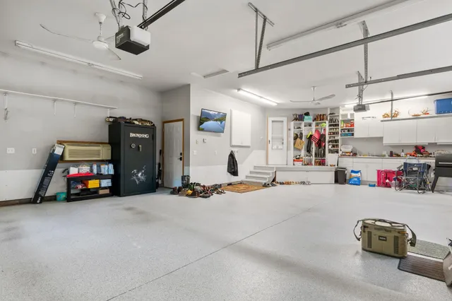 $899,900 | 1109 Lakeview Avenue, Alexandria, MN 56308