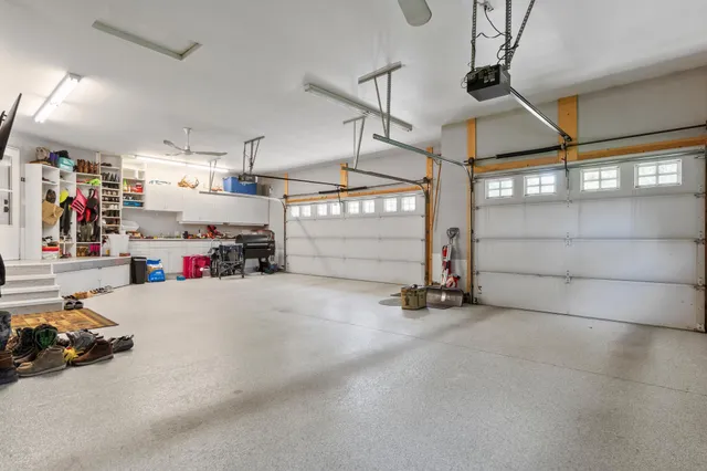 $899,900 | 1109 Lakeview Avenue, Alexandria, MN 56308