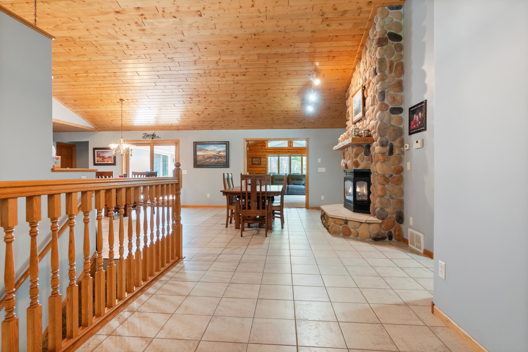 1109 Lakeview Avenue Alexandria, MN 56308 - Photo 6 of 78