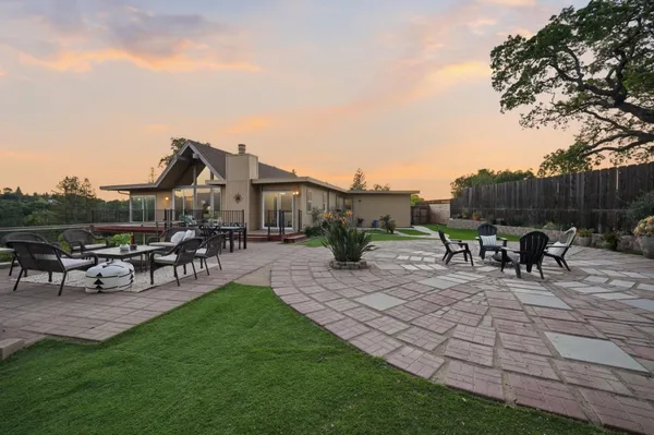 $1,849,000 | 15605 Oakridge Court, Morgan Hill, CA 95037