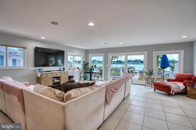 $650,000 | 78 West Kingston Park Lane, Middle River, MD 21220