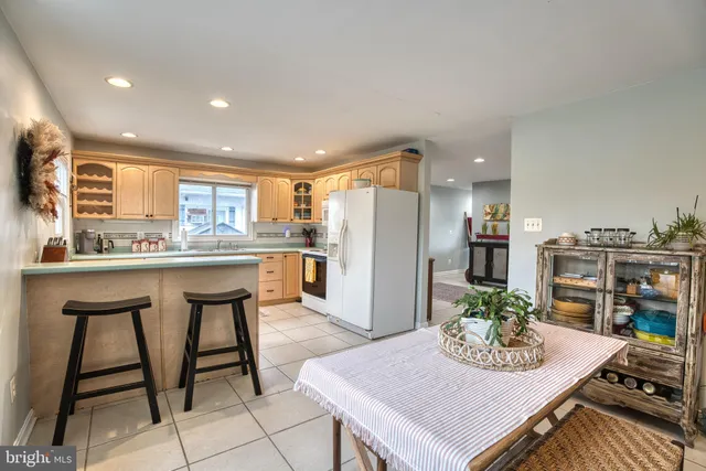 $650,000 | 78 West Kingston Park Lane, Middle River, MD 21220