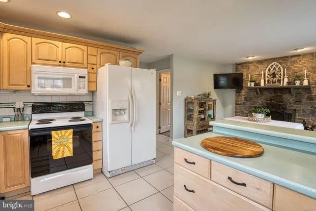 $650,000 | 78 West Kingston Park Lane, Middle River, MD 21220