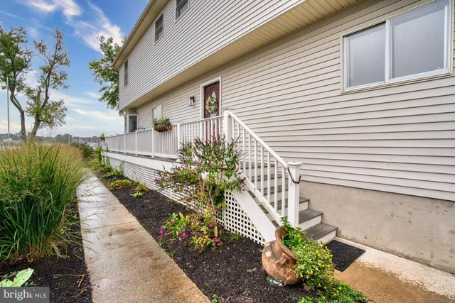 $625,000 | 78 West Kingston Park Lane, Middle River, MD 21220