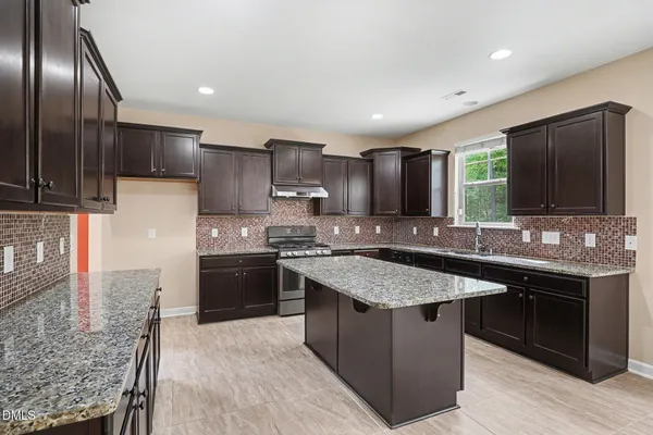 $775,000 | 864 Bay Bouquet Lane, Apex, NC 27523