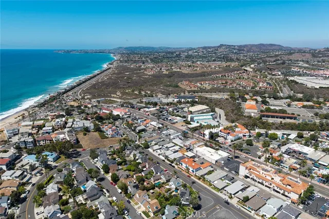$1,139,000 | 1412 Buena Vista, Unit 8, San Clemente, CA 92672