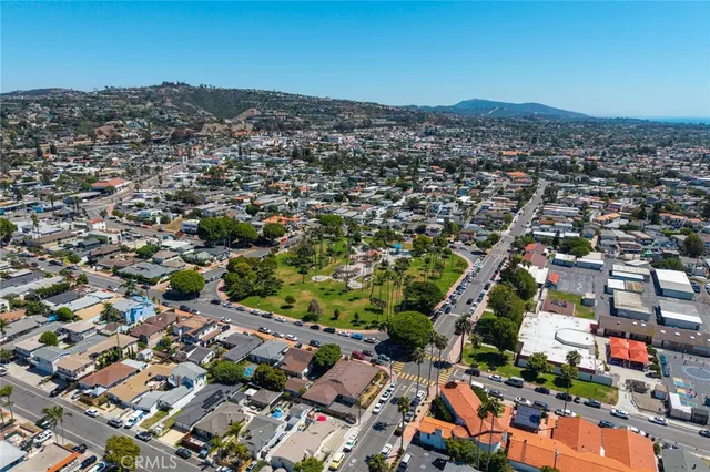 $1,139,000 | 1412 Buena Vista, Unit 8, San Clemente, CA 92672