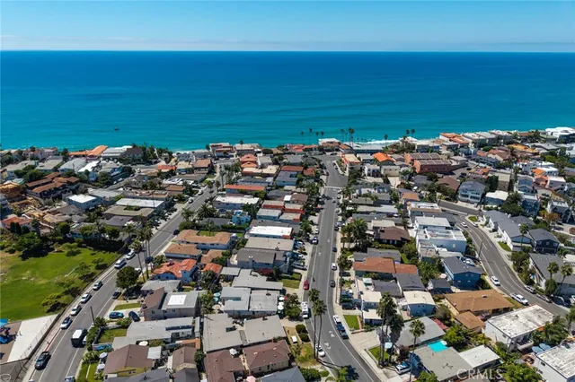 $1,139,000 | 1412 Buena Vista, Unit 8, San Clemente, CA 92672