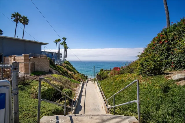 $1,139,000 | 1412 Buena Vista, Unit 8, San Clemente, CA 92672