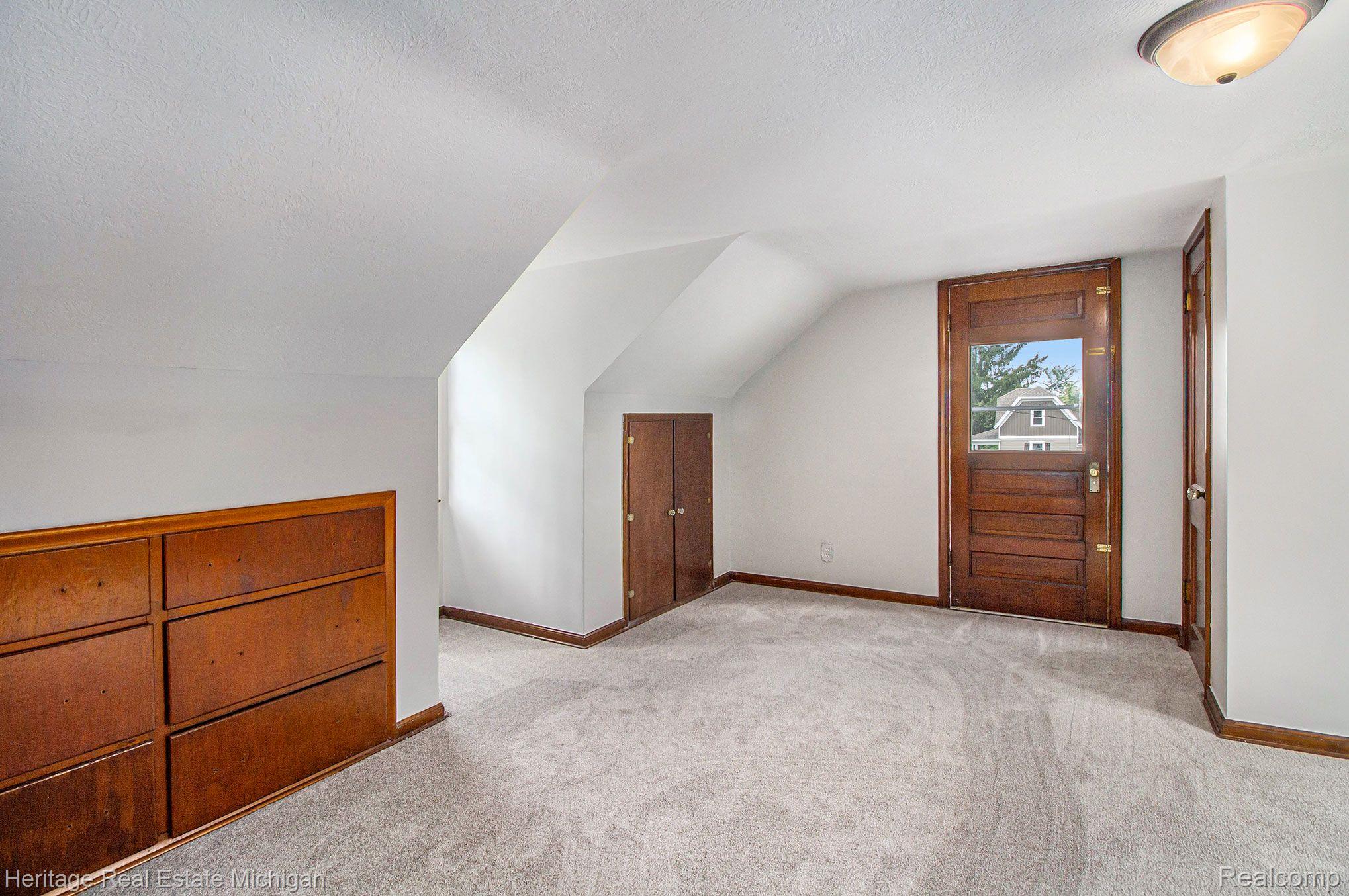 1285 Byron Road Howell, MI 48843 - Photo 14 of 22 Upper level bedroom #3!