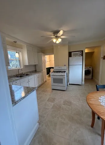 $2,600 | 23 Converse Street, Unit 1, Wakefield, MA 01880