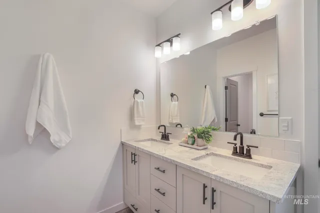 $419,900 | 547 Eclipse Drive, Twin Falls, ID 83301