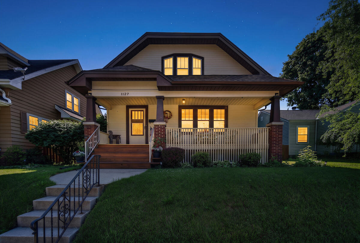 1127 Jefferson Street Racine, WI 53404 - Photo 2 of 21 Exterior Dusk