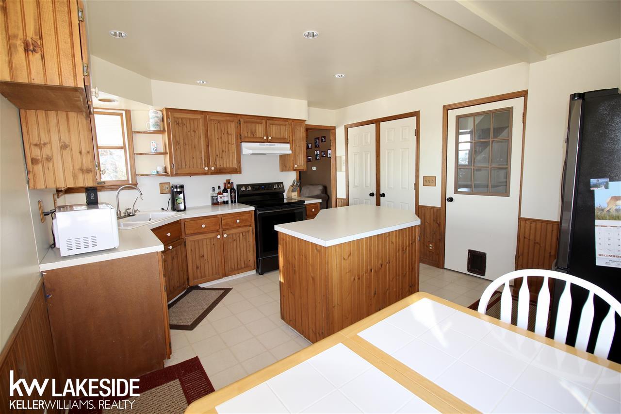 14980 Foley Road Capac, MI 48014 - Photo 13 of 38 31371319-12.JPG