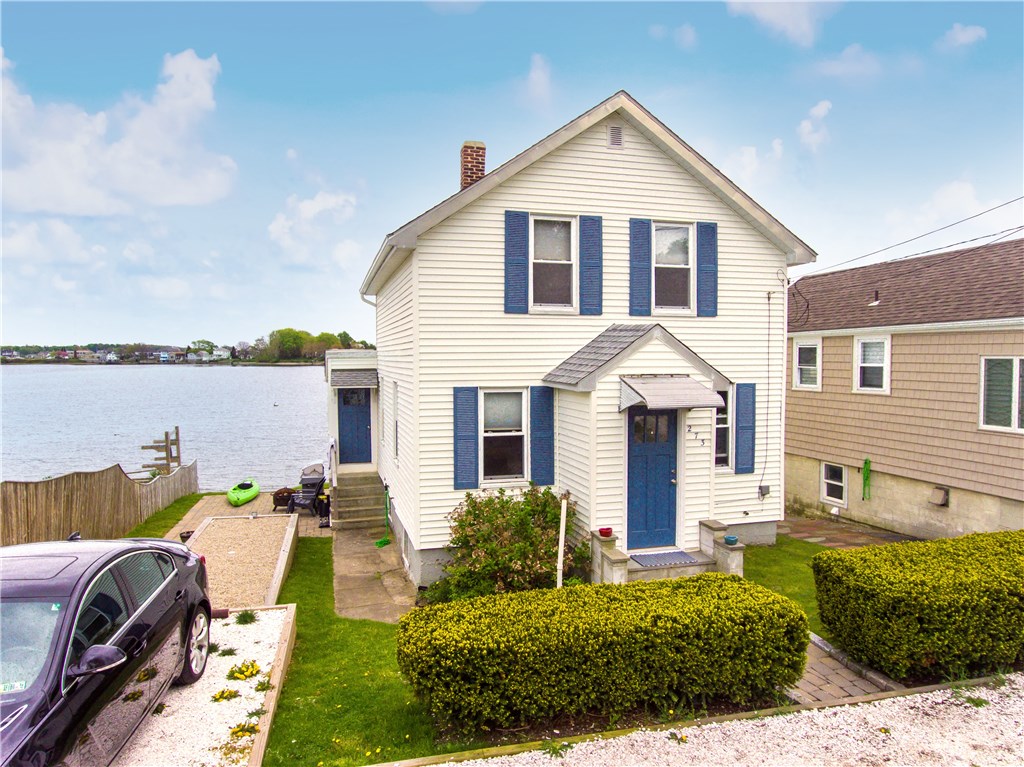273 Riverside Street Portsmouth, RI 02871 - Photo 2 of 14