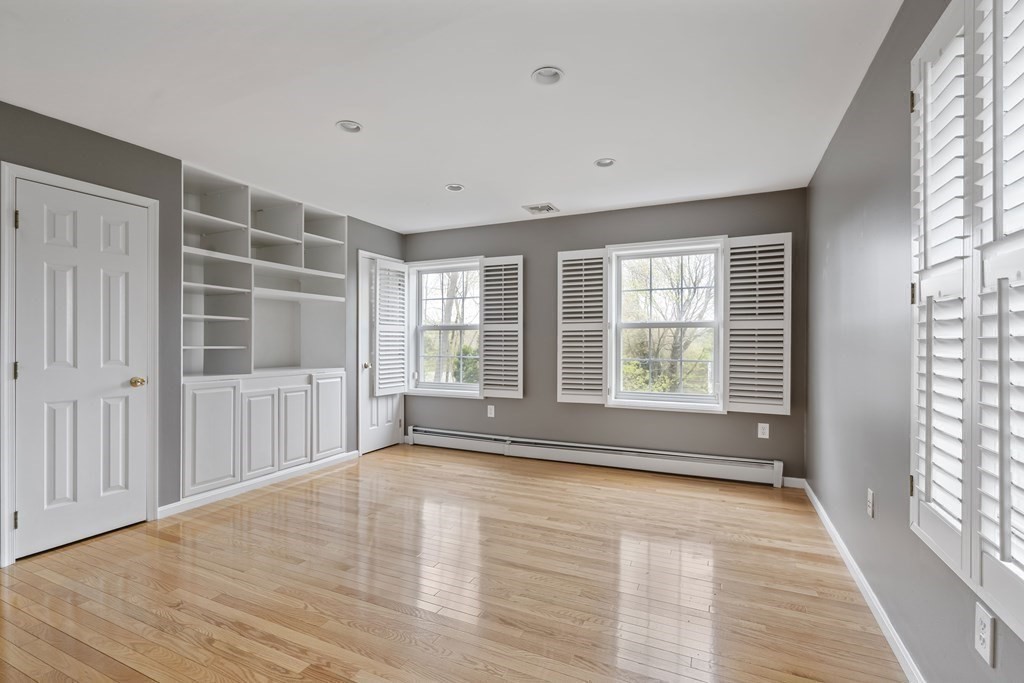 10 Pine Hill Road Framingham, MA 01701 - Photo 7 of 18 Gallery Image 7