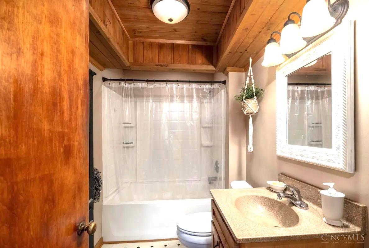 5750 Trenton Franklin Road Middletown, OH 45042 - Photo 14 of 37