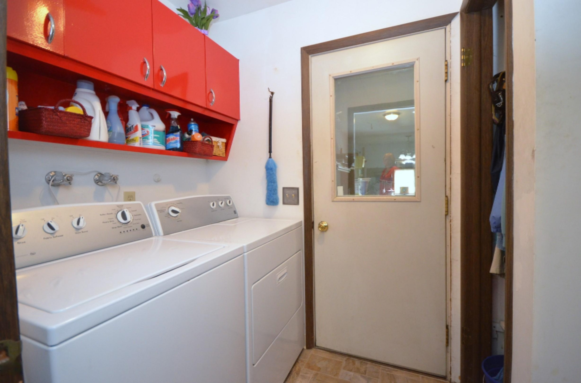 230 West Giles Road Muskegon, MI 49445 - Photo 17 of 18 Laundry