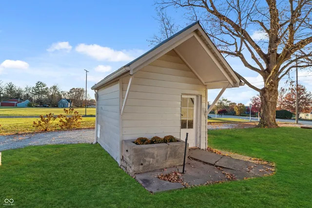 $279,900 | 5260 South State Road 67, Anderson, IN 46013