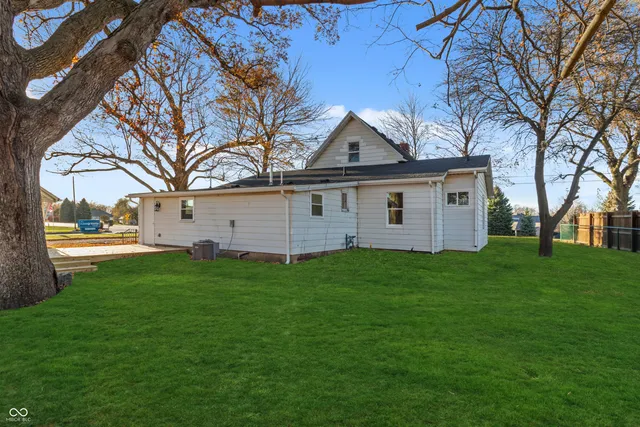 $279,900 | 5260 South State Road 67, Anderson, IN 46013