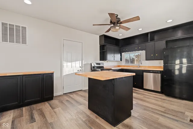 $279,900 | 5260 South State Road 67, Anderson, IN 46013