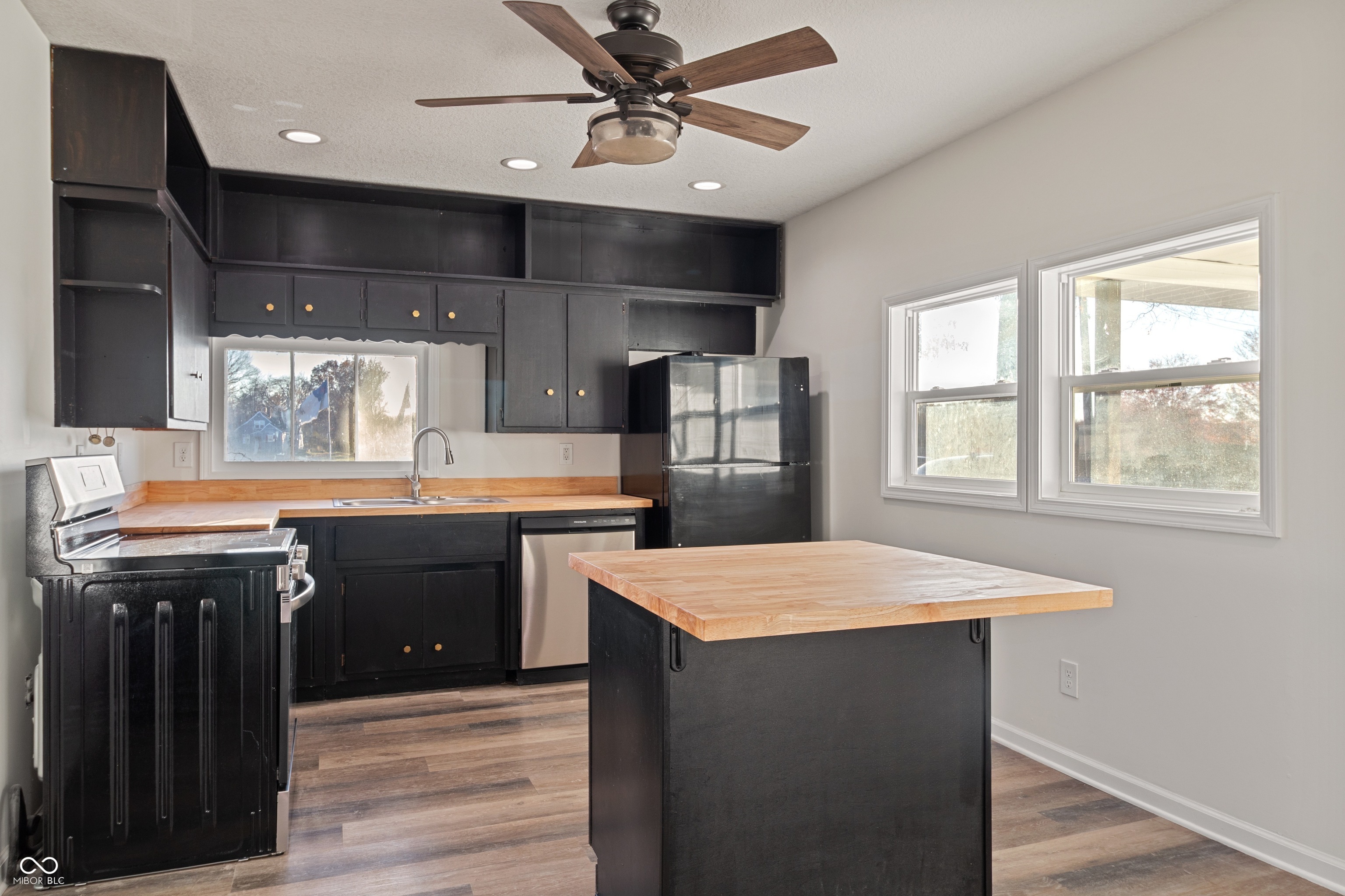 5260 South State Road 67 Anderson, IN 46013 - Photo 32 of 46