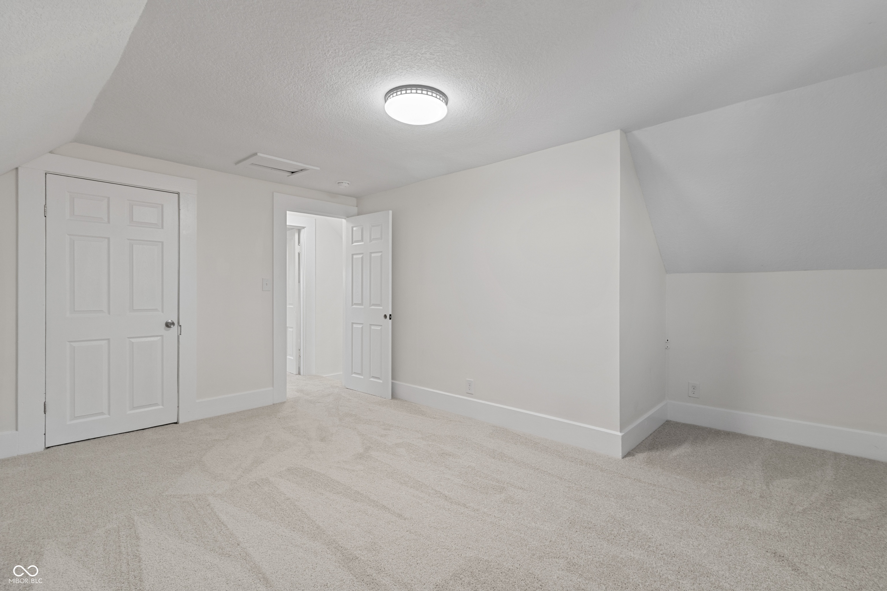 5260 South State Road 67 Anderson, IN 46013 - Photo 43 of 46