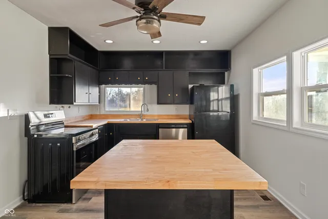 $279,900 | 5260 South State Road 67, Anderson, IN 46013