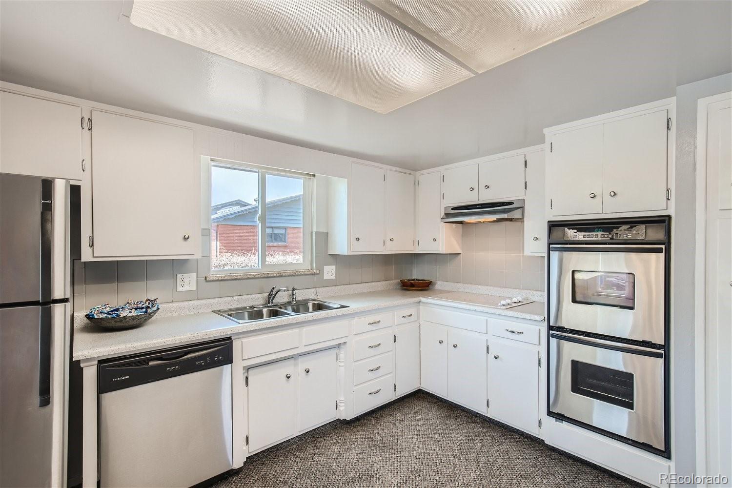 3673 Simms Street Wheat Ridge, CO 80033 - Photo 9 of 28 Gallery Image 9