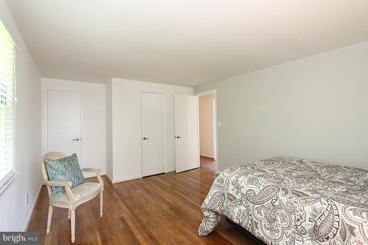 Bedroom (Master)