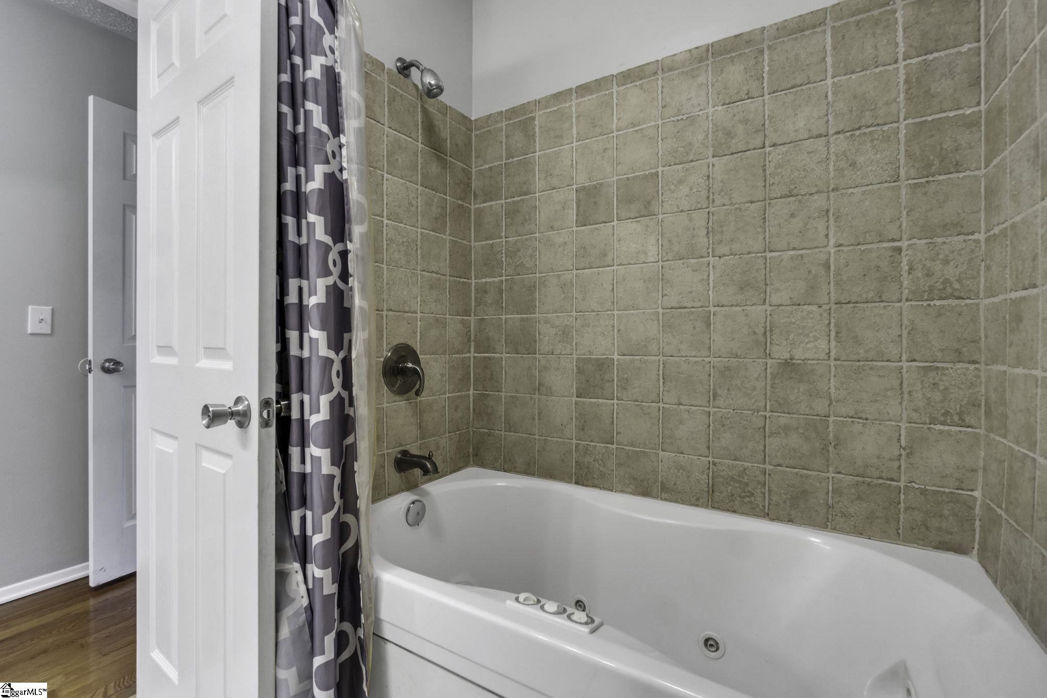 9 Colony Road Travelers Rest, SC 29690 - Photo 17 of 32 Gallery Image 17