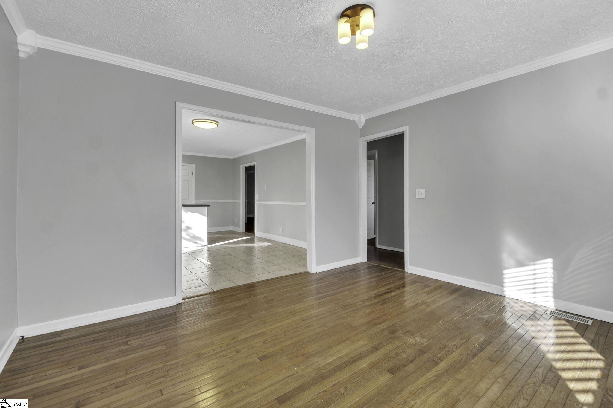 9 Colony Road Travelers Rest, SC 29690 - Photo 6 of 32 Gallery Image 6