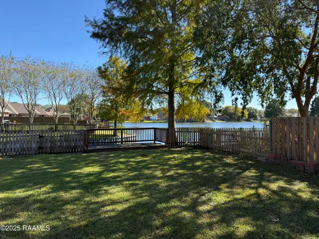 $2,700 | 103 Lakeshore Drive, Youngsville, LA 70592