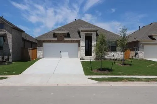 $2,200 | 292 Eagle Ford Drive, Kyle, TX 78640
