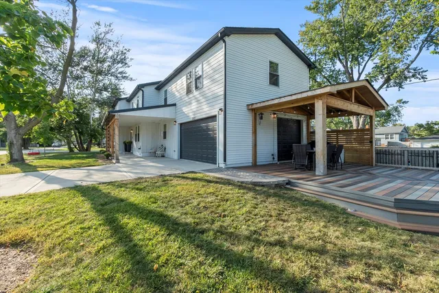 $725,000 | 3931 Liberty Boulevard, Westmont, IL 60559