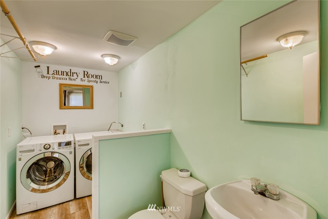 12031 Southeast 184th Street Renton, WA 98058 - Photo 23 of 29 Gallery Image 23