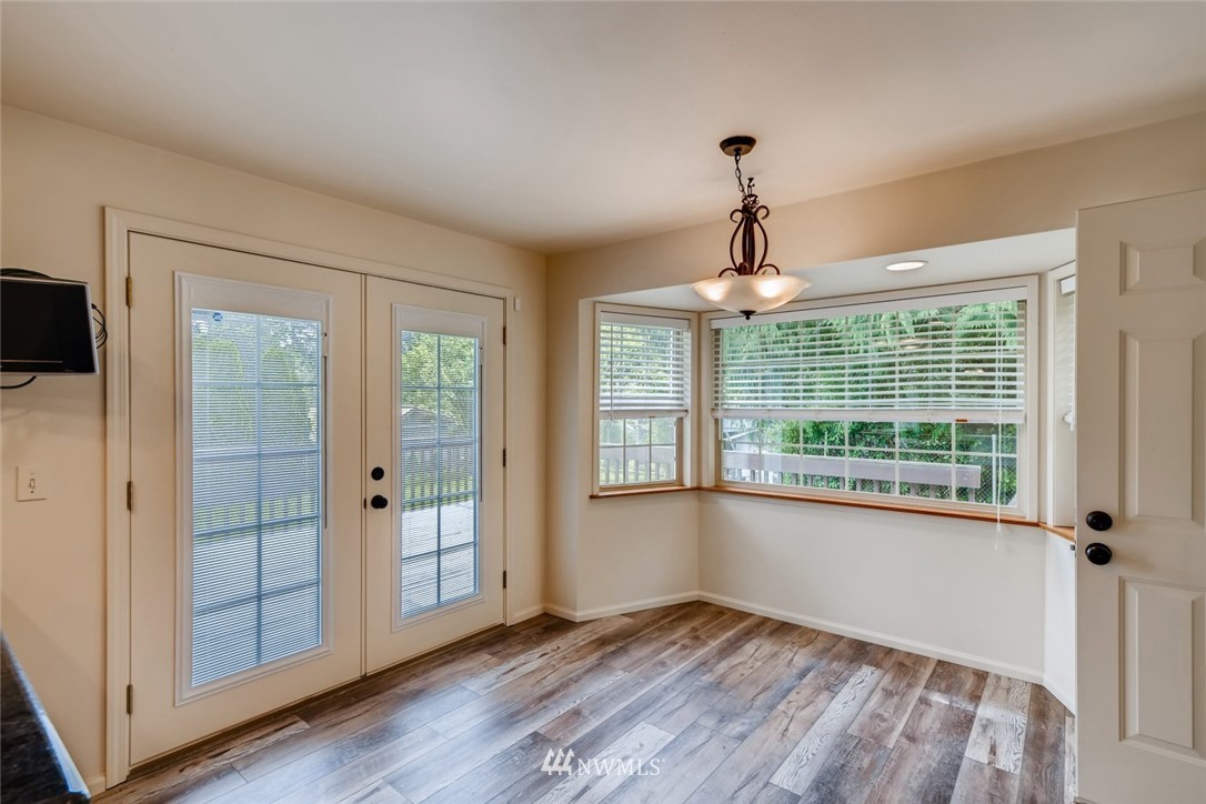 12031 Southeast 184th Street Renton, WA 98058 - Photo 5 of 29 Gallery Image 5