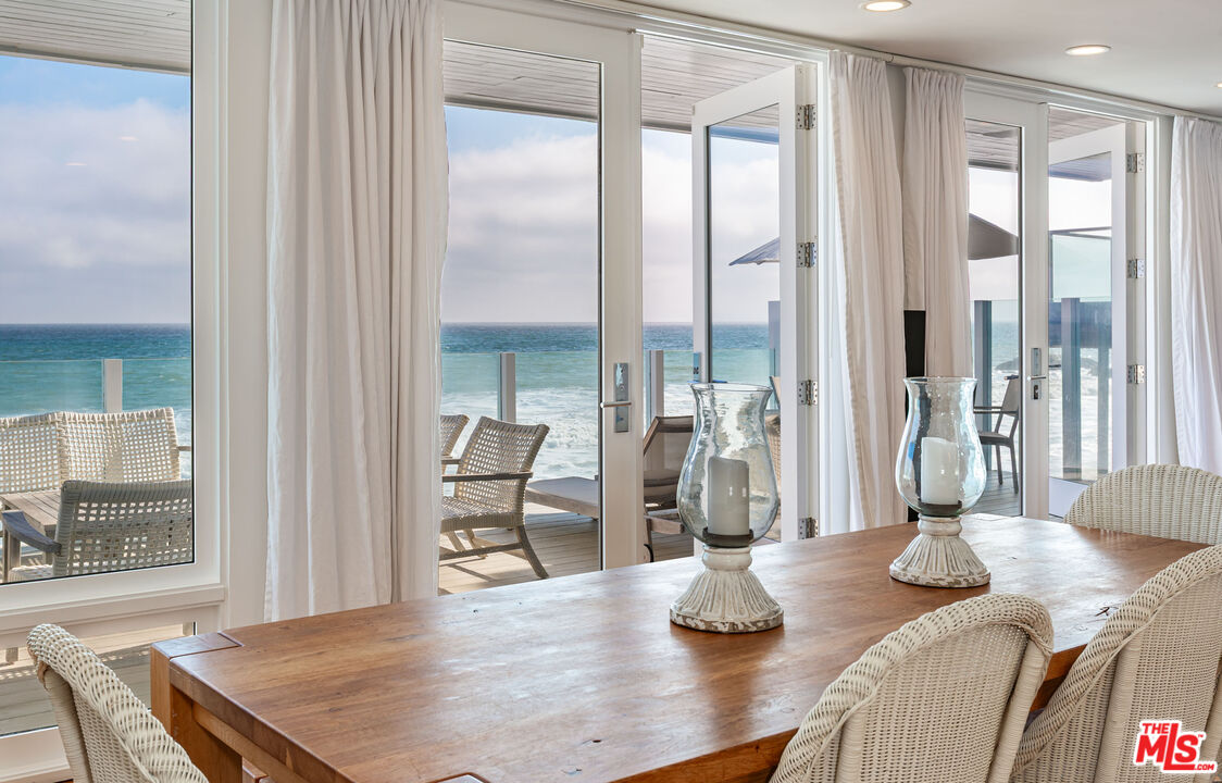 25212 Malibu Road Malibu, CA 90265 - Photo 23 of 44 Gallery Image 23