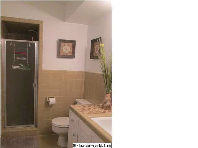 1860 Canyon Road Birmingham, AL 35216 - Photo 16 of 21
