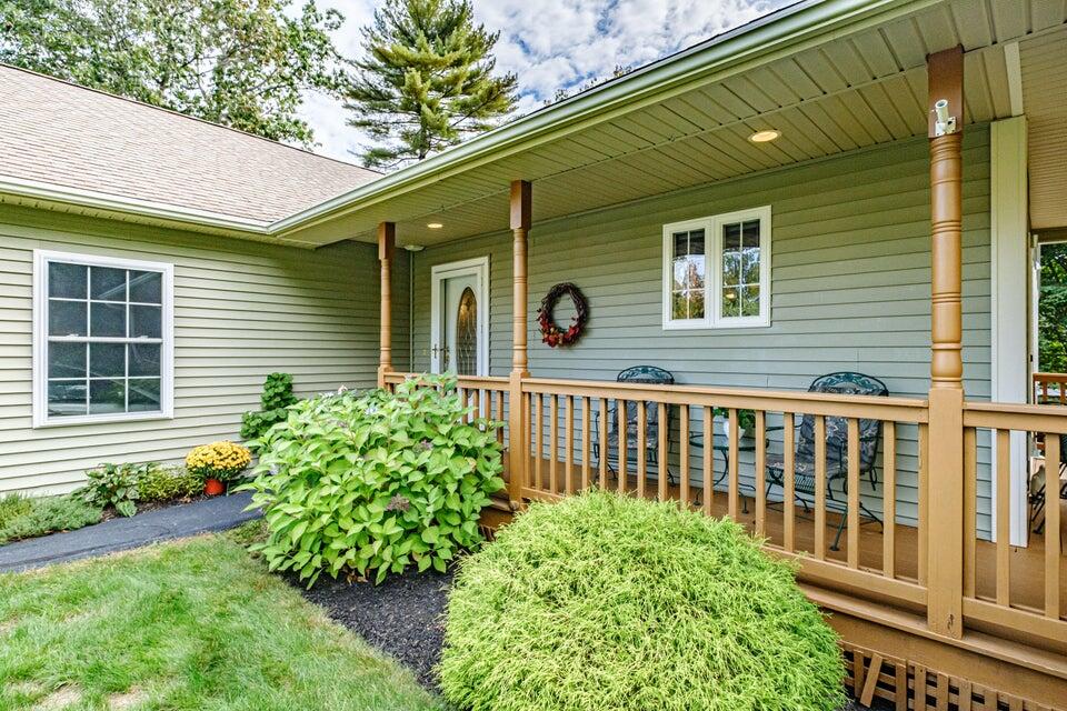 4 Paxton Way, Unit 4 Windham, ME 04062 - Photo 2 of 51 20211007145442258818000000-o