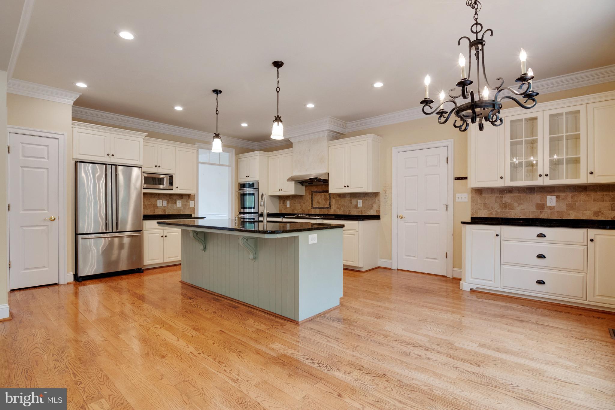 11504 Gambrill Park Road Frederick, MD 21702 - Photo 21 of 67 Kitchen