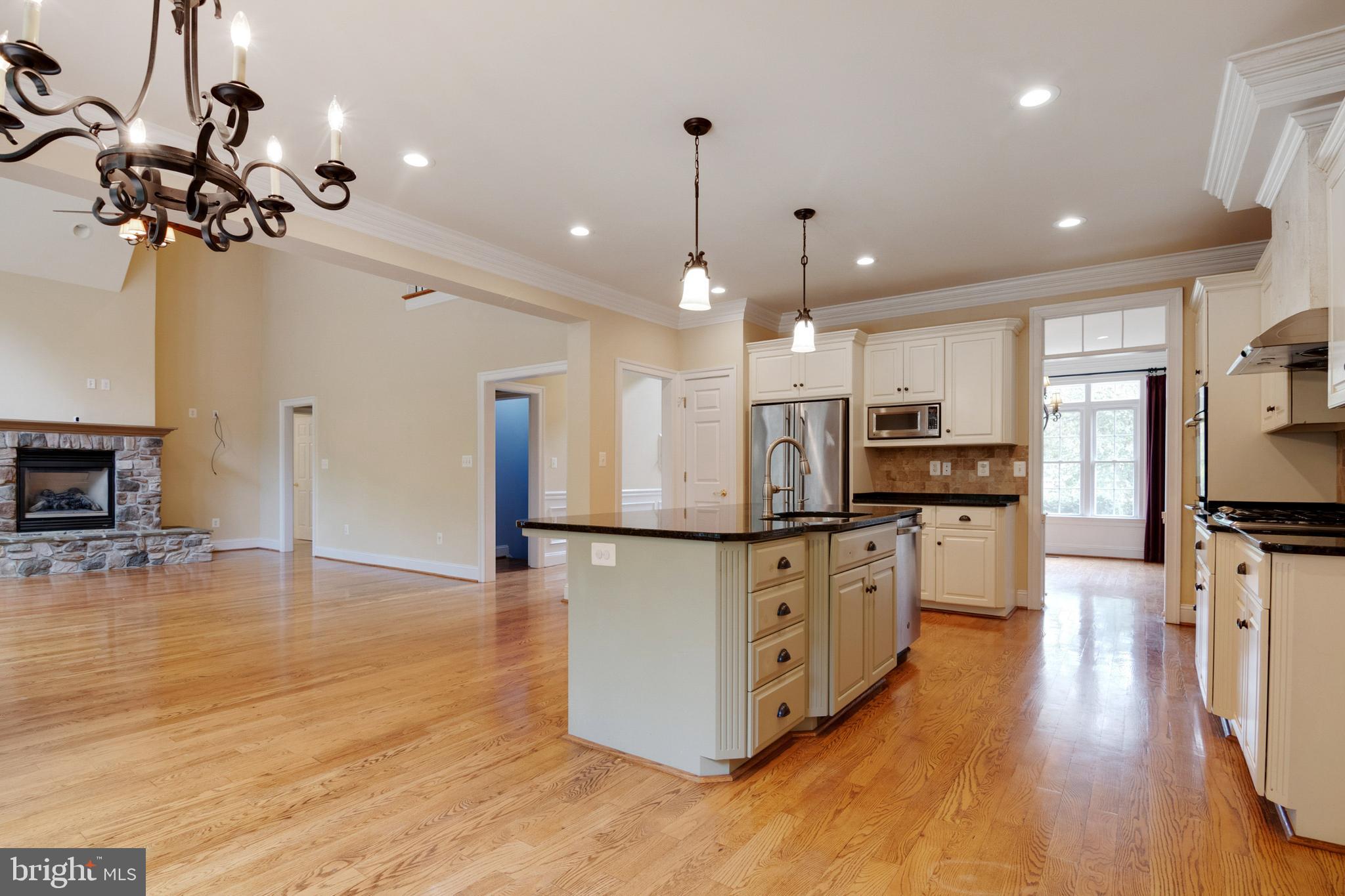 11504 Gambrill Park Road Frederick, MD 21702 - Photo 23 of 67 Kitchen/Breakfast Nook