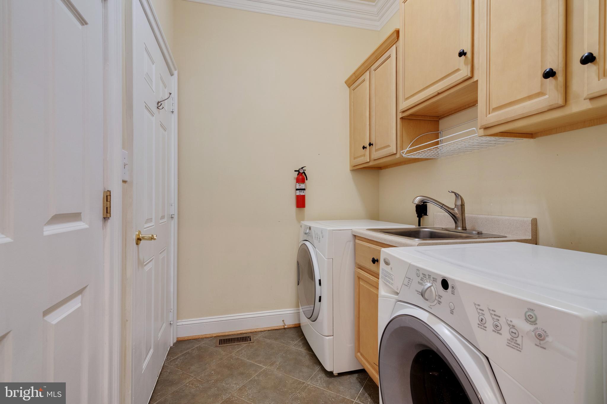 11504 Gambrill Park Road Frederick, MD 21702 - Photo 25 of 67 ML Laundry Room