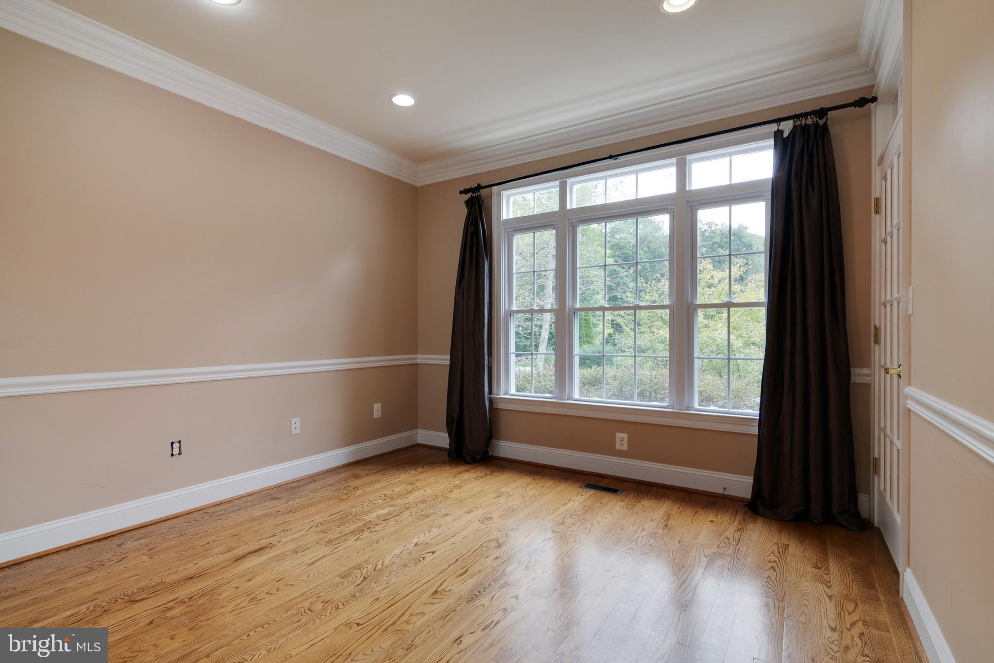 11504 Gambrill Park Road Frederick, MD 21702 - Photo 28 of 67 Study/BR on ML